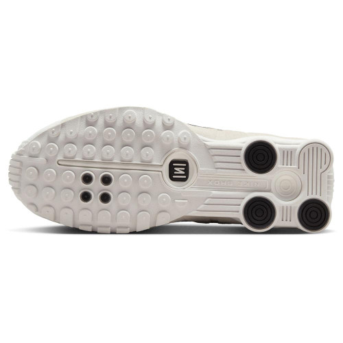 Nike Shox R4